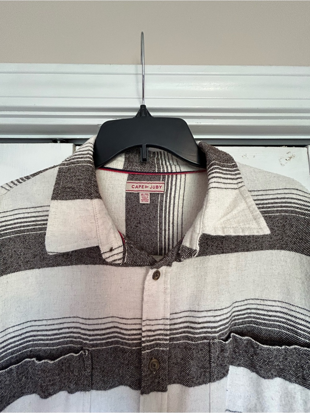 Cape Juby Black and White Striped Casual Button-Down Shirt